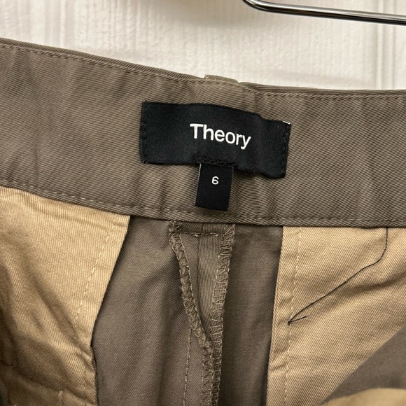 Theory Carrot Trouser. Size 6. - Picture 3 of 5